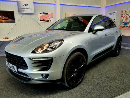 PORSCHE